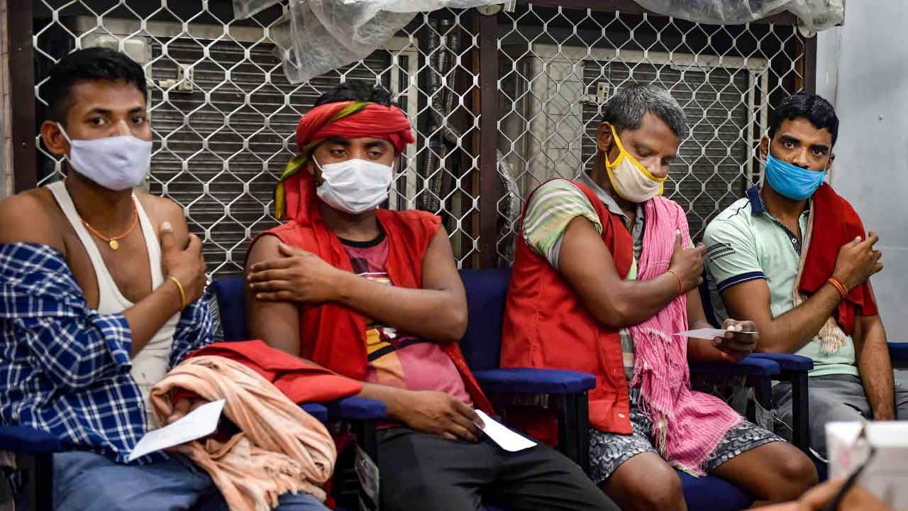 Sealdah COVID Camp: মূল লক্ষ্য গঙ্গাসাগরের পুণ্যার্থীরা, শিয়ালদহে স্টেশনে চালু কোভিড ক্যাম্প!