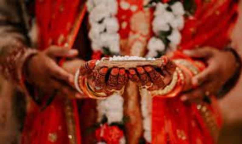 Wedding Rituals: জন্মমাসে বিয়ে করা যায় না, এর আসল কারণগুলি নিশ্চয় জানা আছে? Wedding Rituals: জন্মমাসে বিয়ে করা যায় না, এর আসল কারণগুলি নিশ্চয় জানা আছে?