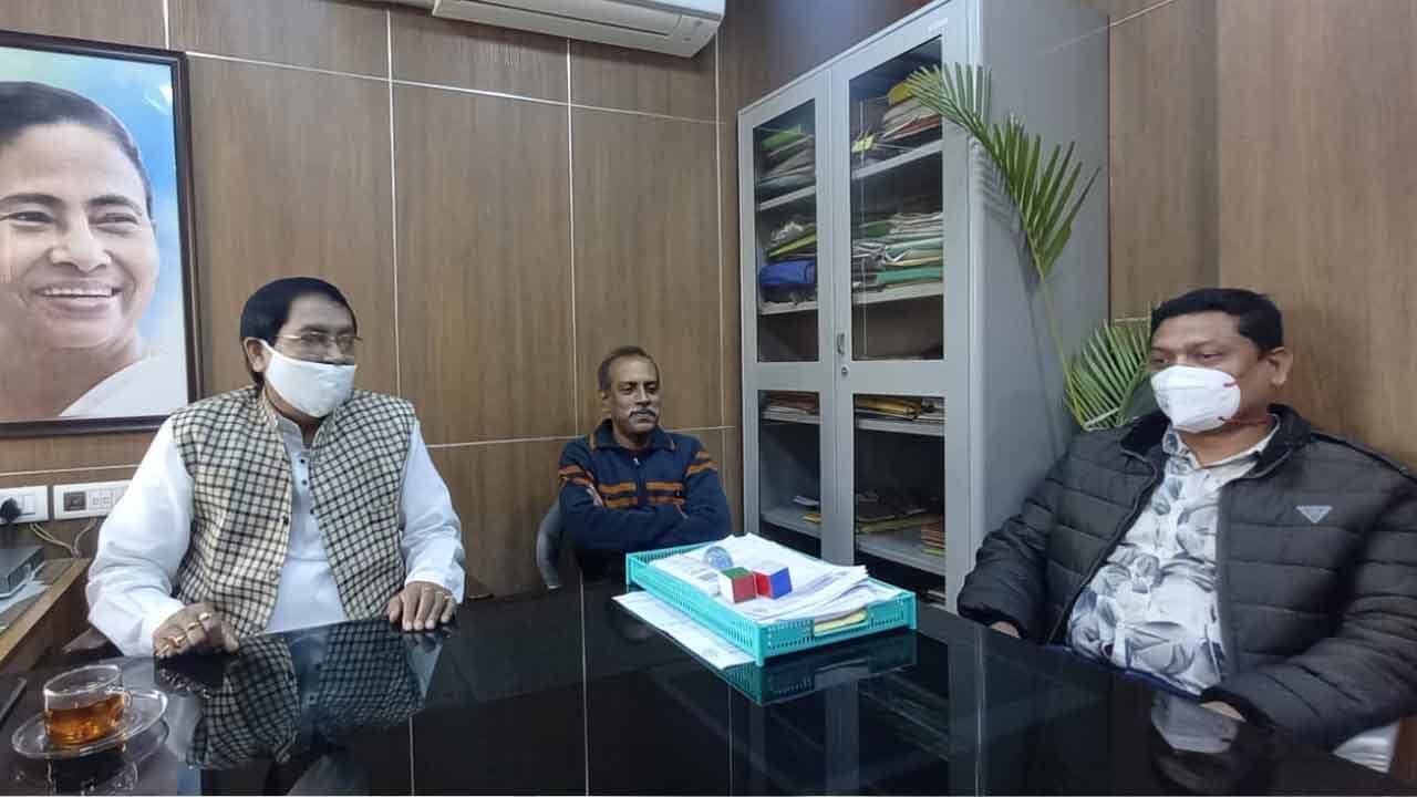 Siliguri Municipal Corporation Election 2022:  নির্ঘণ্টের পরেও পৌরনিগমে প্রার্থীরা! শিলিগুড়িতে তৃণমূলের বিরুদ্ধে বিধি ভঙ্গের অভিযোগ