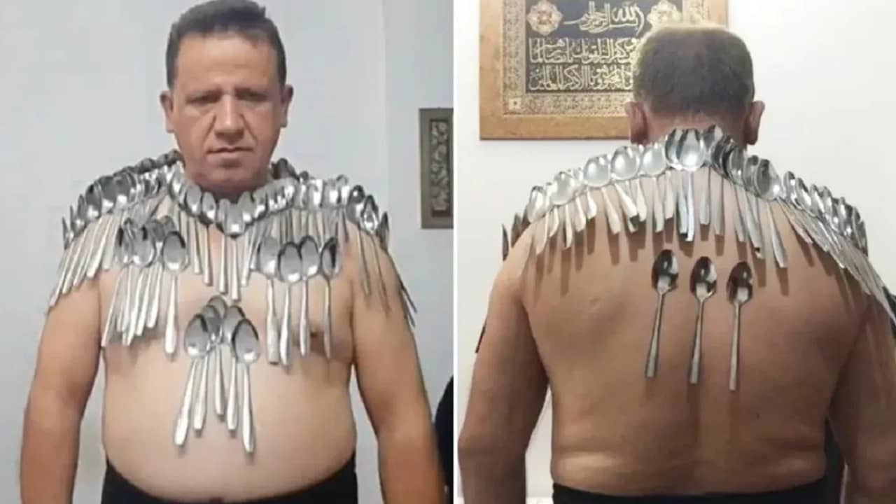 Viral Video: শরীরে ৮৫টি চামচ ব্যালেন্স করে নতুন গিনেস ওয়ার্ল্ড রেকর্ড গড়লেন ইরানের এই ব্যক্তি