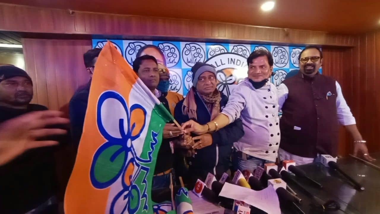 Asansol Municipal Election: জিতেন্দ্র পত্নীর টিকিট পাওয়ায় গোঁসা করে তৃণমূলে যোগ বিজেপি কর্মীদের