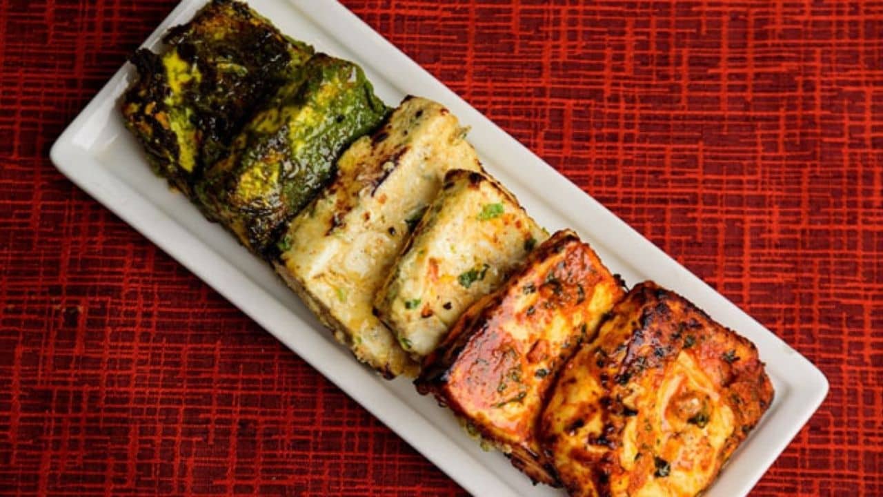 Republic Day Special Recipe: প্রজাতন্ত্র দিবসে স্পেশাল রেসিপি! ছুটিতে প্রিয়জনের জন্য বানান সুস্বাদু ও স্বাস্থ্যকর তেরঙা পনির টিক্কা!