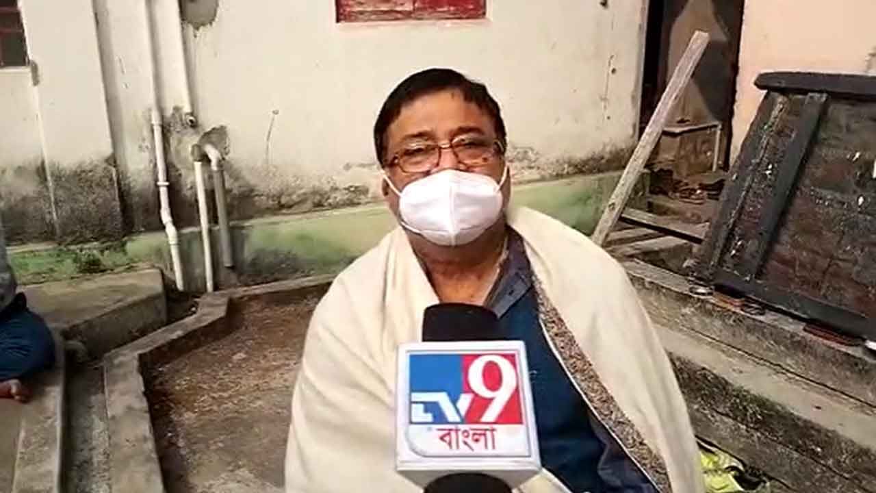 Udayan Guha’s Controversial Comment: দুয়ারে প্রহার! 'কর্মীদের উদ্দেশে' বলেও বেকায়দায় উদয়ন, থানায় অভিযোগ দায়ের