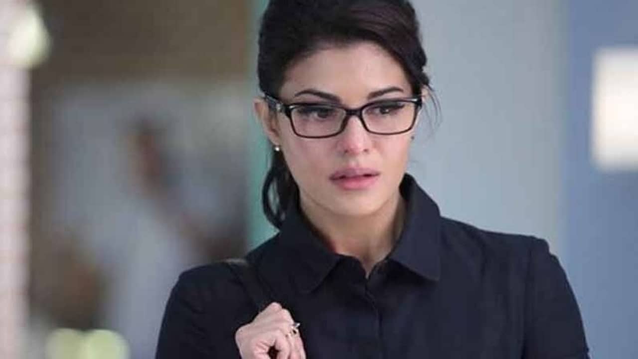 Jacqueline Fernandez: বয়ফ্রেন্ড সুকেশের সঙ্গে গোপন ছবি ফাঁস হতেই কাতর আর্তি জানালেন জ্যাকলিন