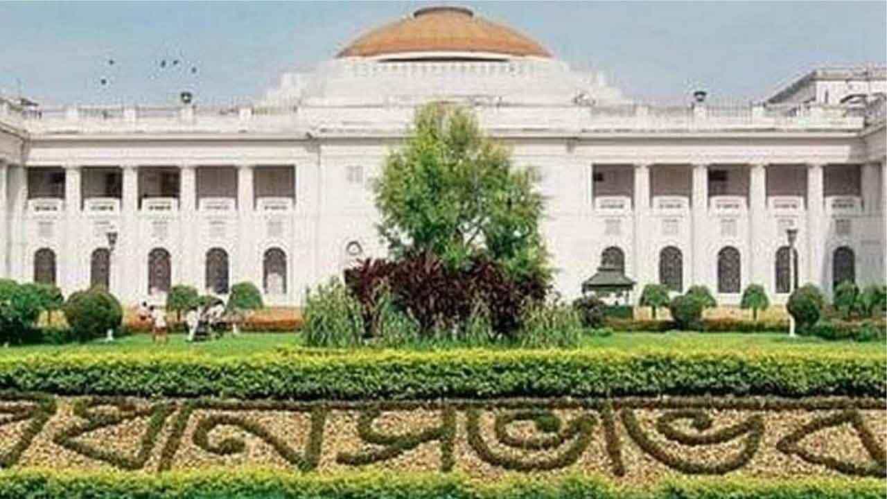 West Bengal Budget 2022: রাজ্যের প্রথম মহিলা অর্থমন্ত্রীর বাজেট পেশ আজ, মহিলাদের জন্য নতুন কী ঘোষণা?
