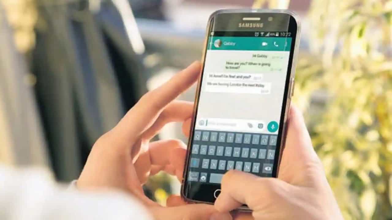 WhatsApp Feature: কে আপনাকে নিয়ে আলোচনা করছে? তাঁর প্রোফাইল ফটো দিয়ে নোটিফাই করবে হোয়াটসঅ্যাপ! WhatsApp Feature: কে আপনাকে নিয়ে আলোচনা করছে? তাঁর প্রোফাইল ফটো দিয়ে নোটিফাই করবে হোয়াটসঅ্যাপ!