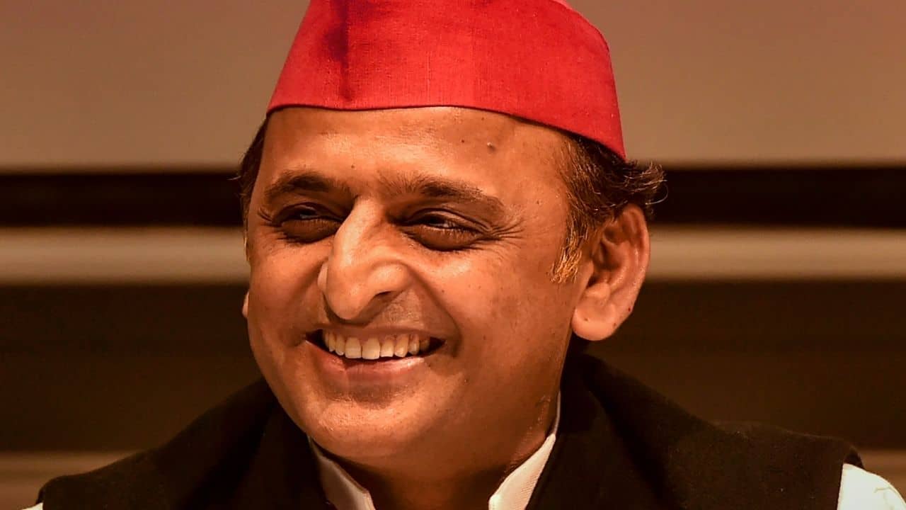 Uttar Pradesh Assembly Election 2022 : প্রার্থী তালিকায় শুধু গুন্ডা-দাঙ্গাবাজরা লাল টুপির দলকে লাল কার্ড বিজেপির আইন মন্ত্রীর