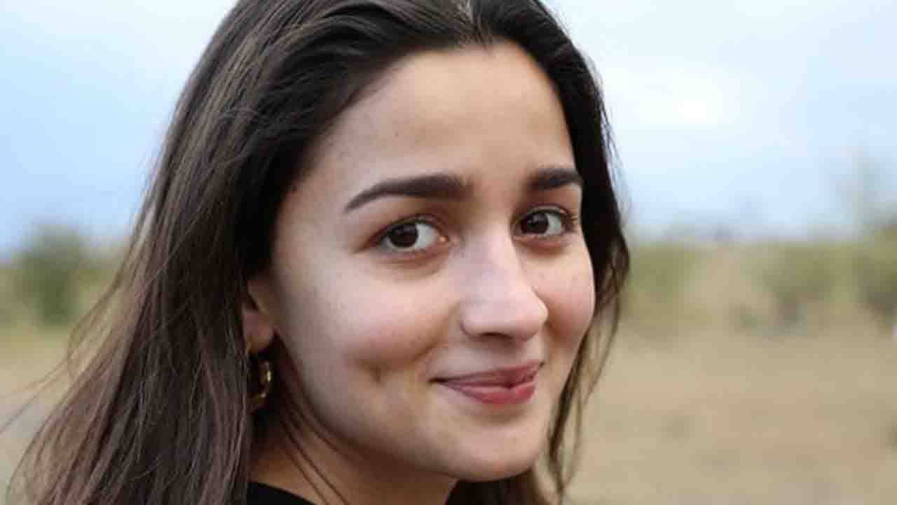 Alia Bhatt: প্রকাশ্যে রণবীরের উদ্দেশে আলিয়া বলেই ফেললেন, আমার বয়ফ্রেন্ড!