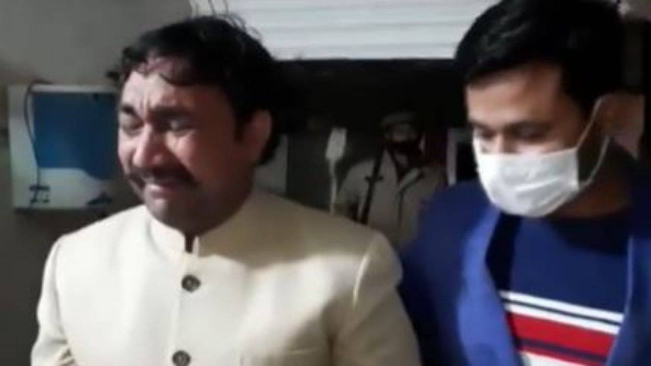 BSP Leader Cry For not Getting Ticket in UP Polls: নির্বাচনে টিকিট না দেওয়ায় কেঁদে ভাসালেন বিএসপি নেতা, থানায় গিয়ে দায়ের করলেন অভিযোগও!