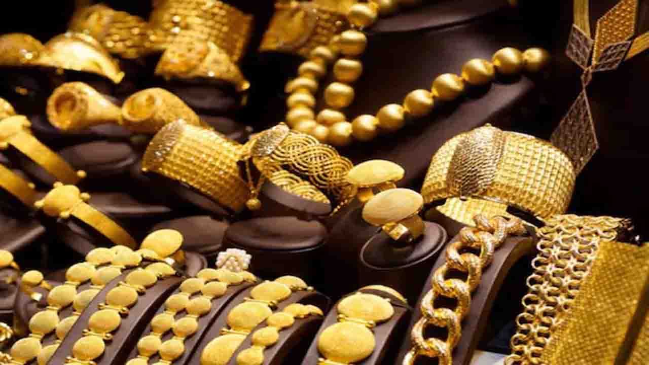 Gold Price Today: আজ ফের বাড়ল সোনা রুপোর দাম, জানুন বর্তমান দর