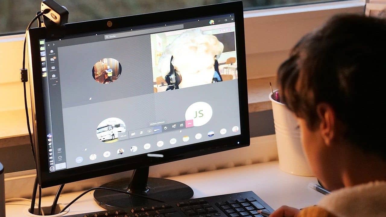 Budget 2022: ই-লার্নিং থেকে সাইবার সুরক্ষা, নির্মলার বাজেট থেকে কী কী আশা রাখছে শিক্ষাক্ষেত্র?