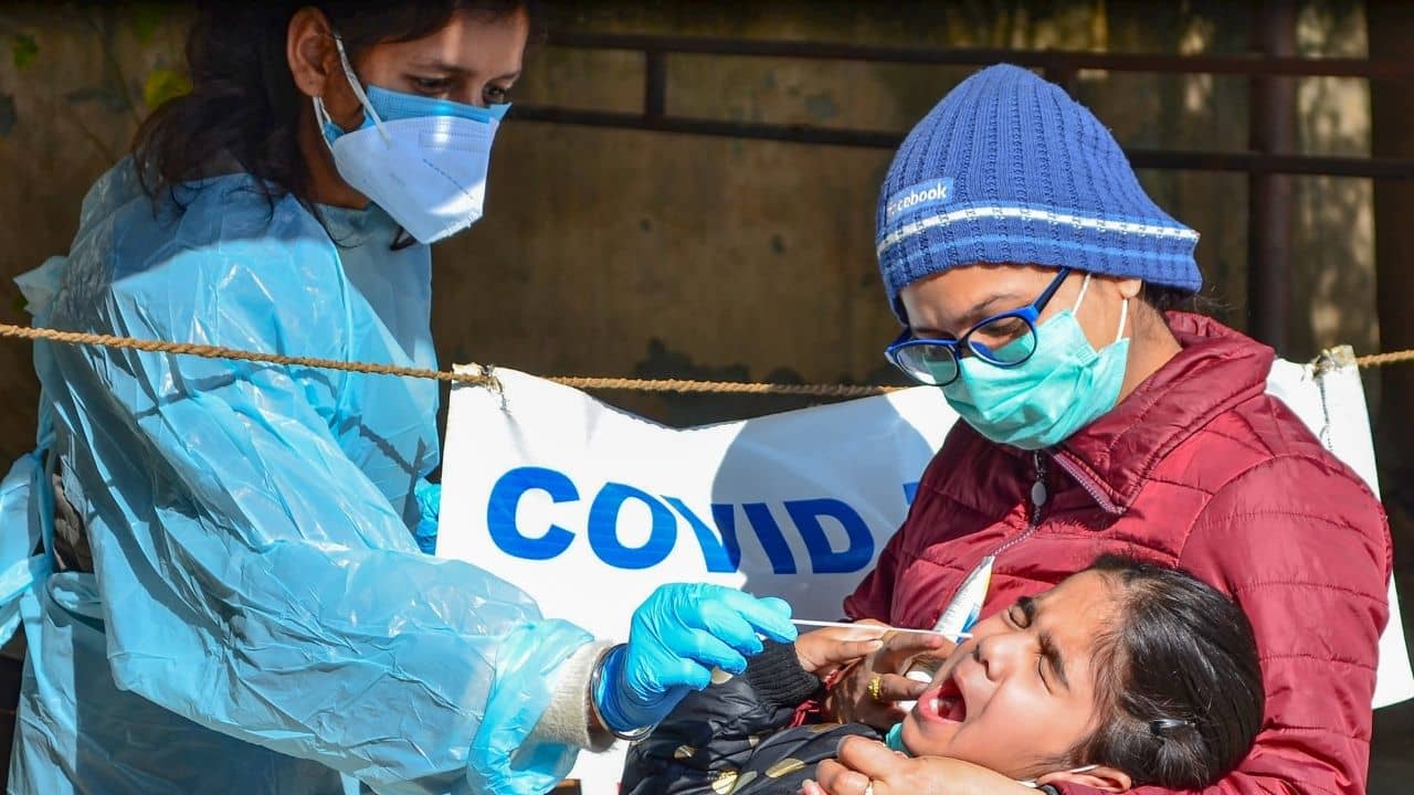 Corona in West Bengal: প্রায় একবছর পর কোভিড-মৃত্যু শূন্য বাংলায়, বিধিতে বড়সড় বদল আনল স্বাস্থ্য দফতর