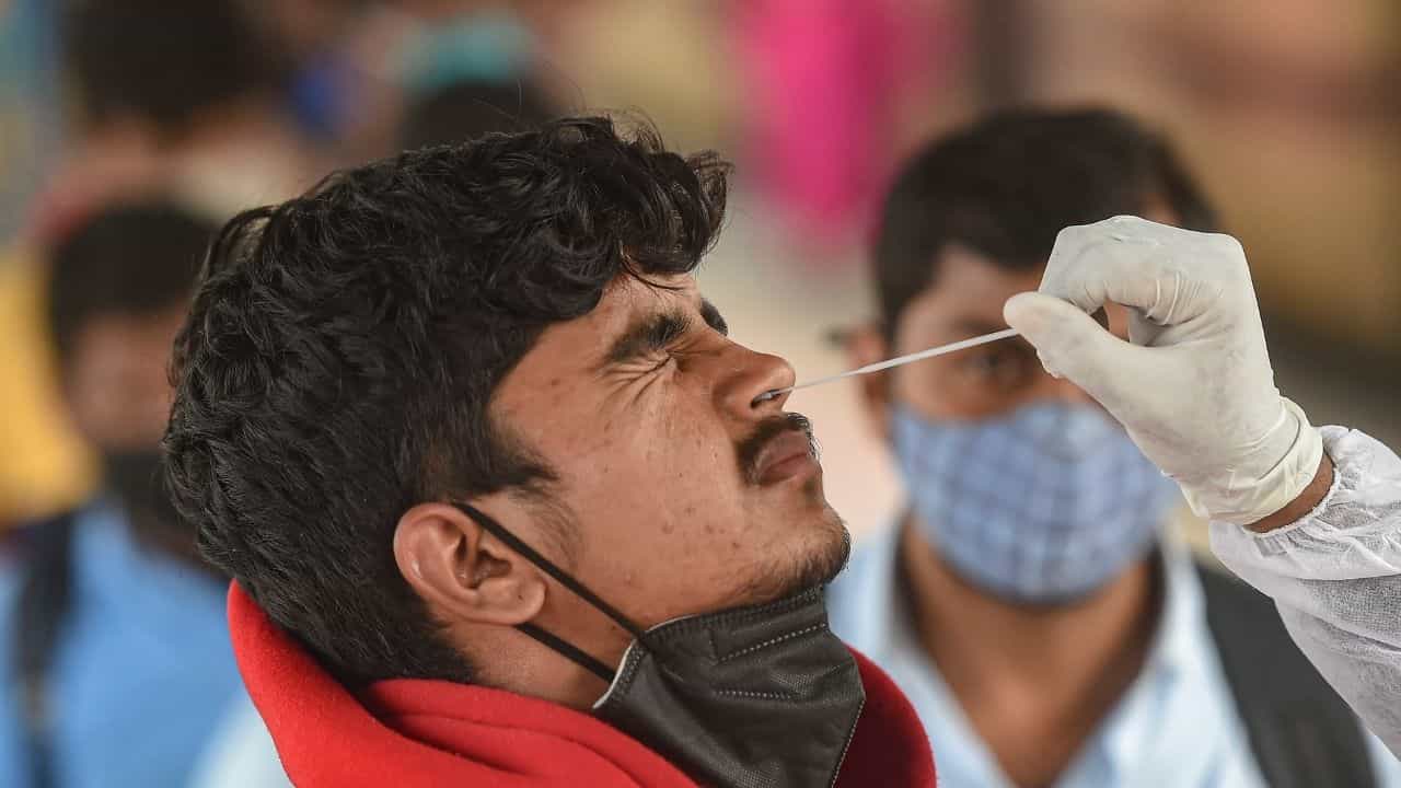 ICMR Guideline: কোন কোন ক্ষেত্রে কোভিড পরীক্ষার প্রয়োজন নেই? নির্দেশিকা দিয়ে জানাল ICMR ICMR Guideline: কোন কোন ক্ষেত্রে কোভিড পরীক্ষার প্রয়োজন নেই? নির্দেশিকা দিয়ে জানাল ICMR