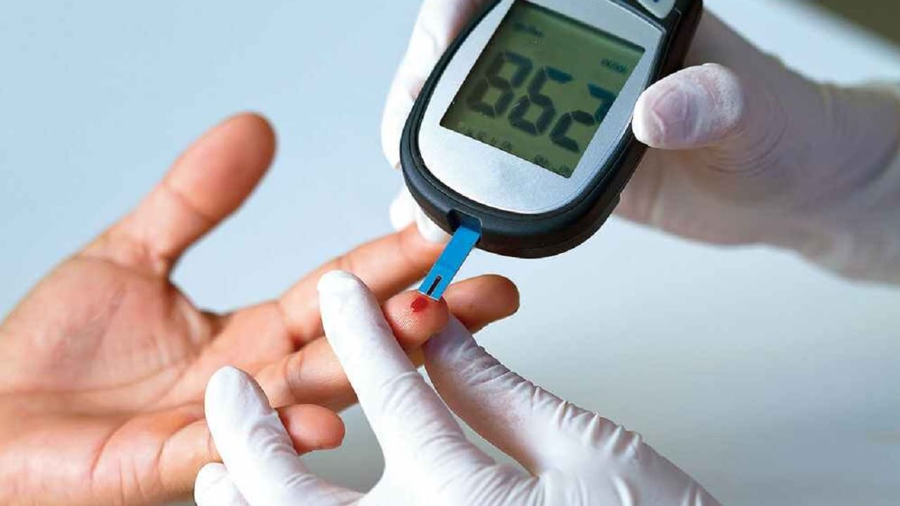 Diabetes Symptoms: মুখের দুর্গন্ধই বলে দেবে আপনি ডায়াবিটিসে আক্রান্ত কিনা...