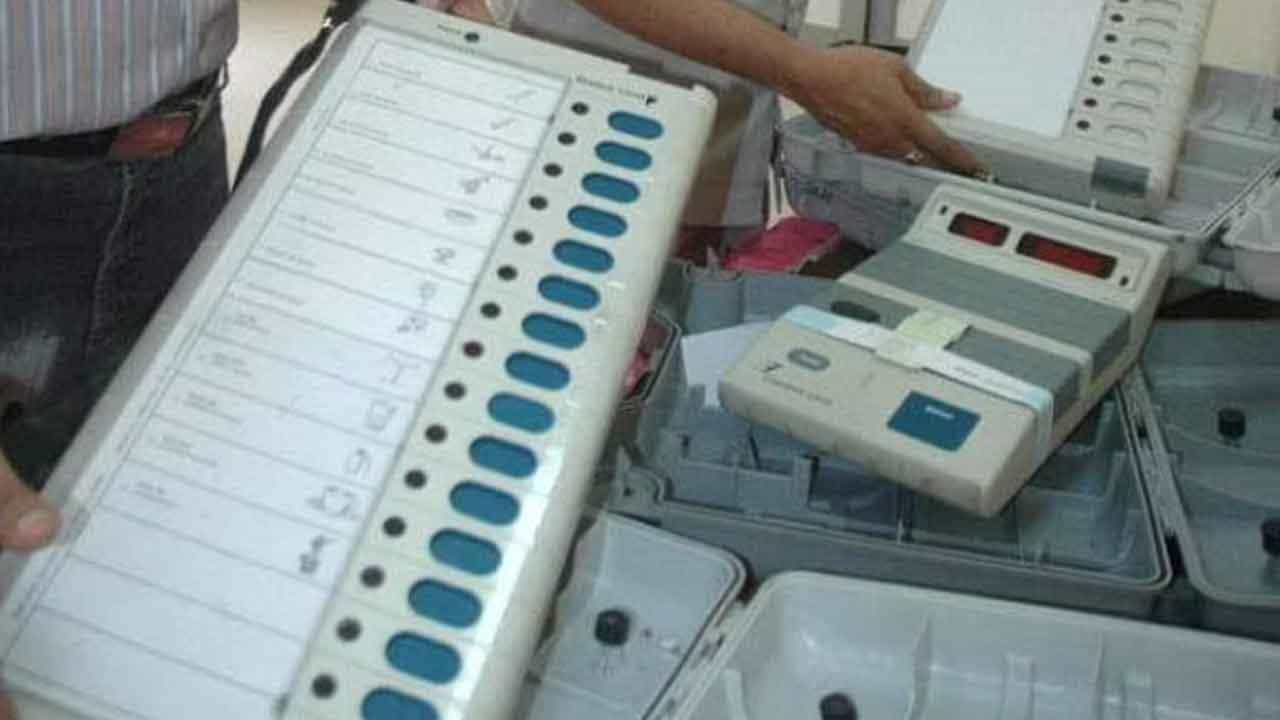 Municipal Corporation Election 2022: ভোট পিছিয়ে দিলে আপত্তি নেই, কমিশনকে চিঠি দিয়ে জানাল রাজ্য Municipal Corporation Election 2022: ভোট পিছিয়ে দিলে আপত্তি নেই, কমিশনকে চিঠি দিয়ে জানাল রাজ্য