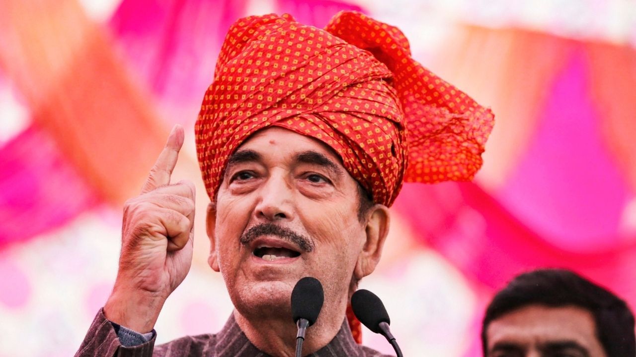Ghulam Nabi Azad: 'বিভ্রান্তি তৈরি করতেই প্রচার', টুইটারে 'কংগ্রেস' বিতর্কে ইতি টানলেন খোদ আজাদই