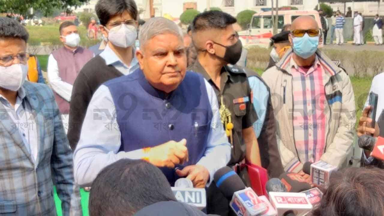 Jagdeep Dhankhar: কোনও ফাইল আমি বাকি রাখিনি..., বিধানসভায় দাঁড়িয়েই সুর চড়ালেন রাজ্যপাল জগদীপ ধনখড়