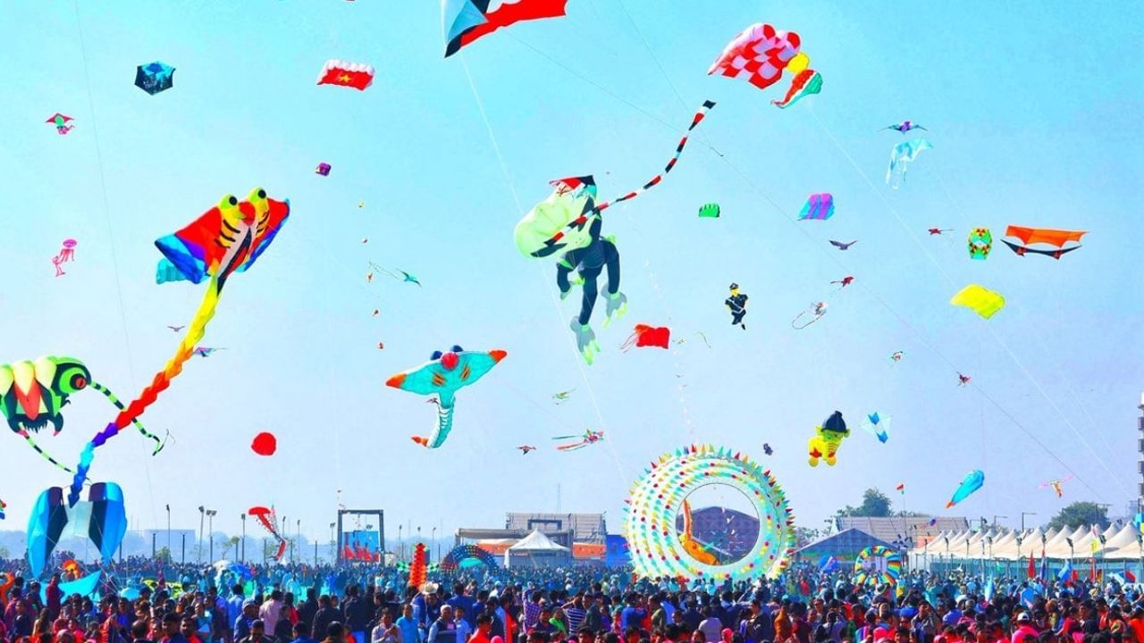 International Kite Festival 2022: উৎসবেও ভাঁটা! ওমিক্রনের কারণে এবারেও অনুষ্ঠিত হচ্ছে না গুজরাতের ঘুড়ি ওড়ানোর উৎসব