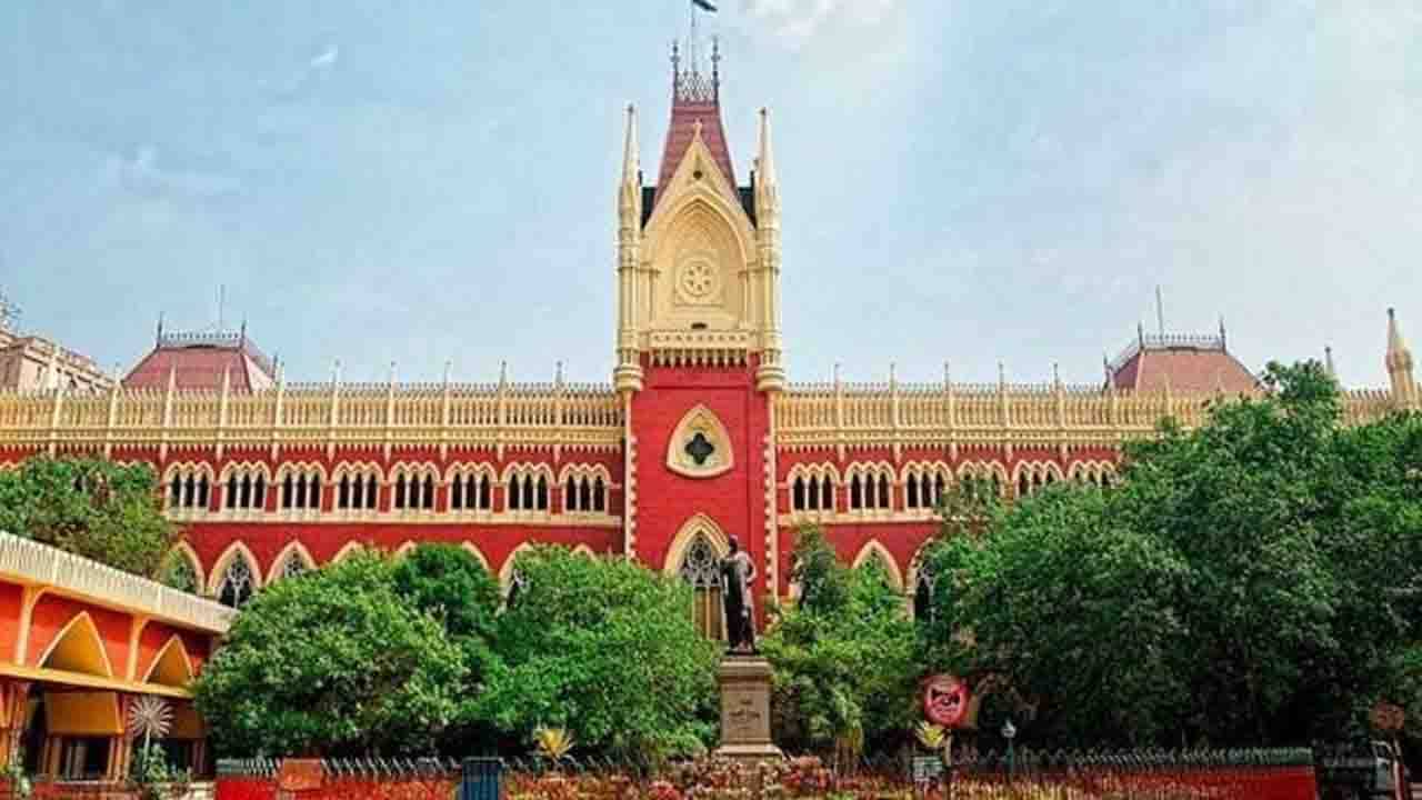 West Bengal Job: মাধ্যমিক পাশে জেলা আদালতে গ্রুপ-ডি কর্মী নিয়োগ, জানুন বিস্তারিত