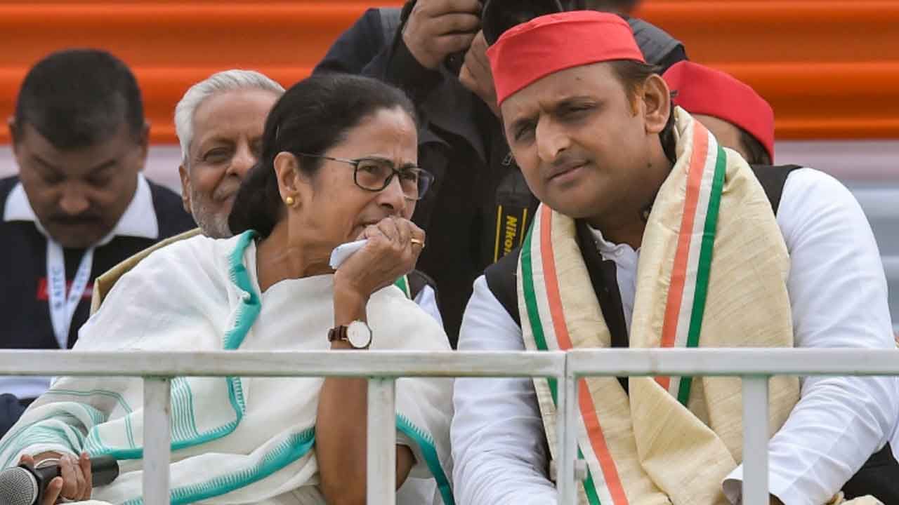 UP Assembly Election 2022: অখিলেশের ভোটপ্রচারে উত্তর প্রদেশে যাচ্ছেন মমতা, লখনউয়ের পাশাপাশি প্রচার করবেন বারাণসীতেও