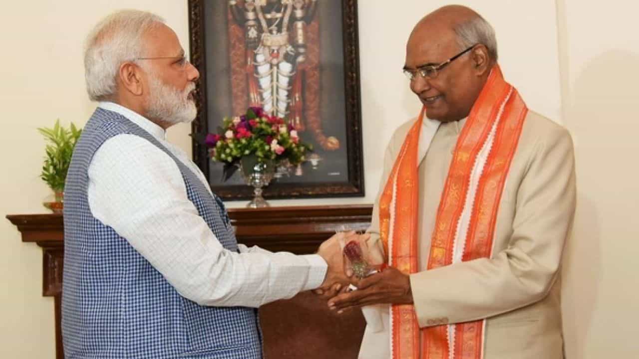 PM Modi to President over Security Breach: প্রধানমন্ত্রীর নিরাপত্তার গাফিলতি নিয়ে উদ্বিগ্ন রাষ্ট্রপতিও, আজই দেখা করতে পারেন প্রধানমন্ত্রী PM Modi to President over Security Breach: প্রধানমন্ত্রীর নিরাপত্তার গাফিলতি নিয়ে উদ্বিগ্ন রাষ্ট্রপতিও, আজই দেখা করতে পারেন প্রধানমন্ত্রী