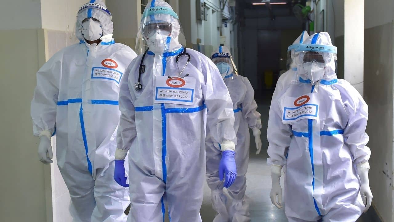 Omicron Cases in Rajasthan: নববর্ষে হাফ সেঞ্চুরি ওমিক্রনের, রাজস্থানেও একশো পার করল আক্রান্তের সংখ্যা