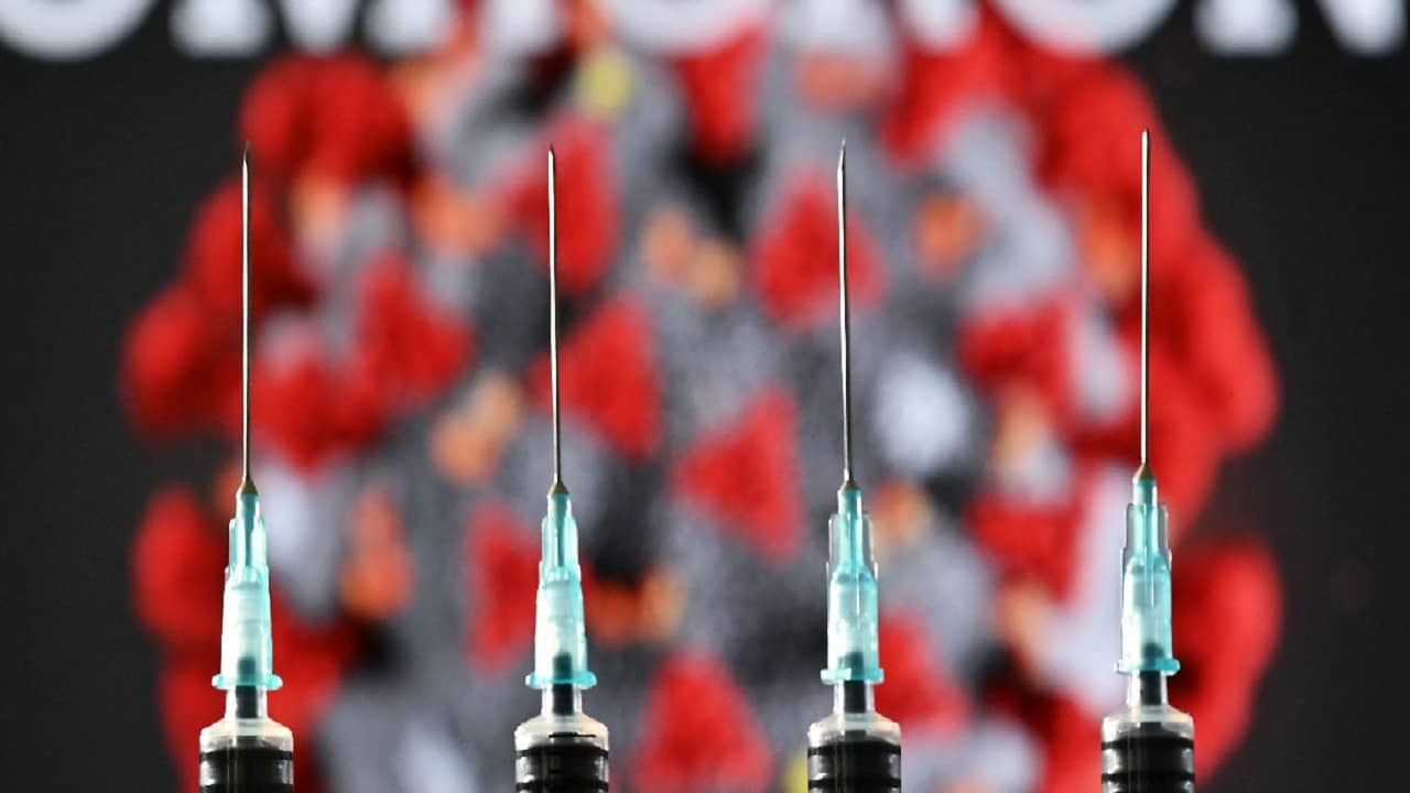 Omicron Impact: সংক্রমণের গ্রাফ এভাবে চড়লে প্রয়োজন হবে আইসিইউর, বাড়তে পারে মৃত্যুহারও!