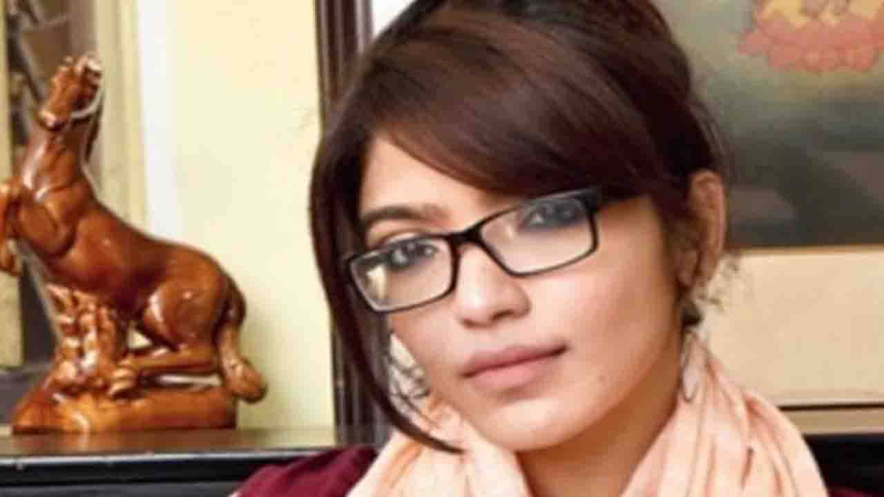 Actress Rupsha Guha in direction: কারওর সঙ্গে কারও তুলনা করা ধৃষ্টতা: রূপসা গুহ