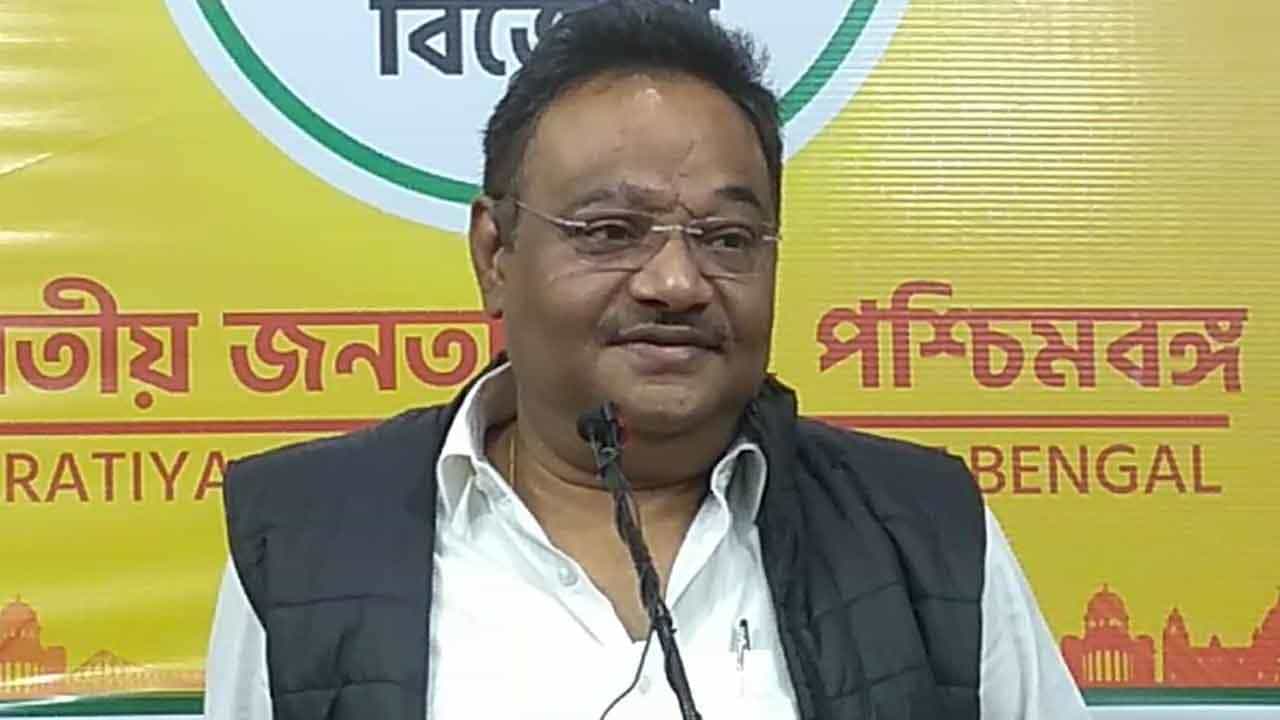West Bengal BJP :  করোনার মৃতদের কতজনের পরিবার ক্ষতিপূরণ পেয়েছে? শ্বেতপত্র প্রকাশের দাবি বিজেপির