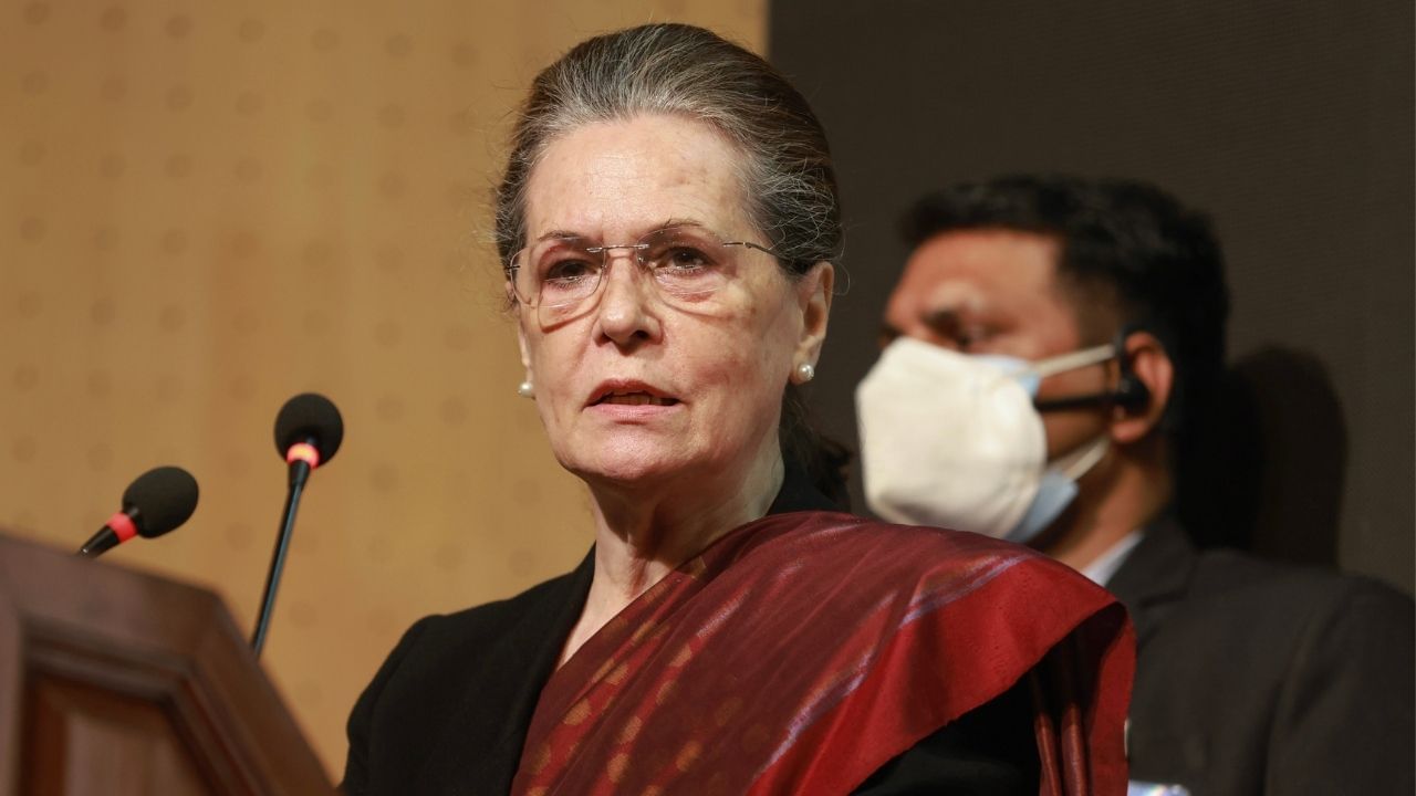 Sonia Gandhi: বাড়ি ভাড়া দেননি সোনিয়া গান্ধী! আরটিআইয়ের উত্তরে অবাক করা তথ্য