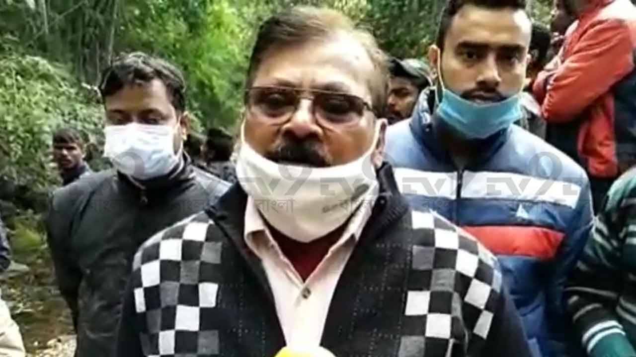 Body Recover: চা বাগানের ঝোরার পাশে মিলল চিকিৎসকের দেহ! মৃত্যুর কারণ নিয়ে ধোঁয়াশা