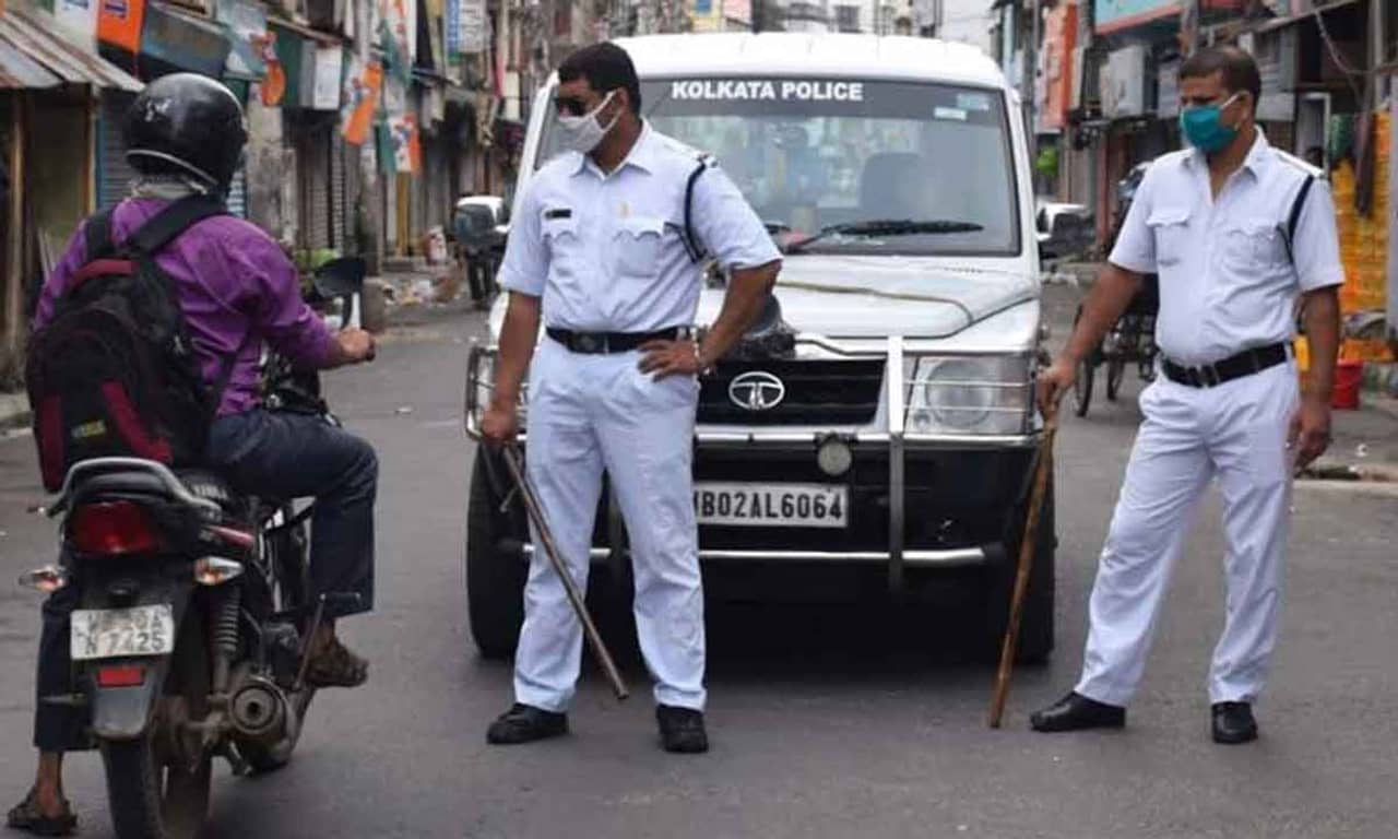 Vehicle Rule 2019: বাড়ল জরিমানার অঙ্ক! হেলমেট না পরলেই পকেট থেকে খোয়াতে হবে এই টাকা...