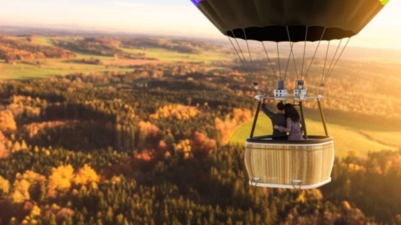 Hot Air Balloon: প্রেমিকাকে খুশি করার কুছ কোসিশে...সপ্তাহান্তে ছোট্ট করে হট এয়ার বেলুন রাইড হয়ে যাক...