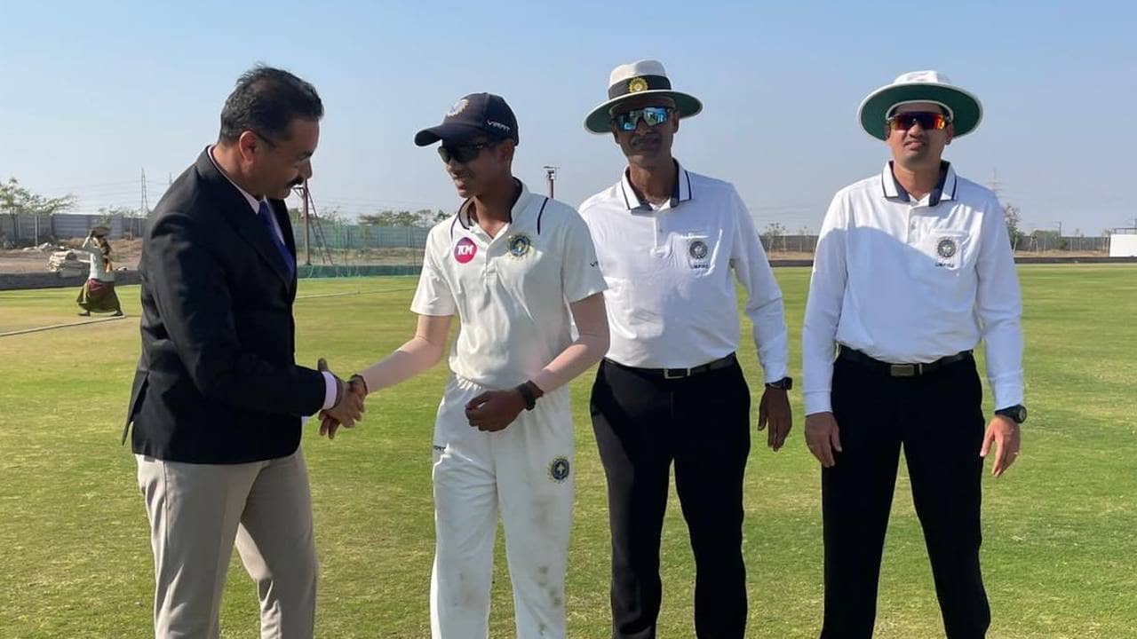 Ranji Trophy: রঞ্জিতে বিস্ময়কর আবির্ভাব ১৬ বছরের আপেল-এর