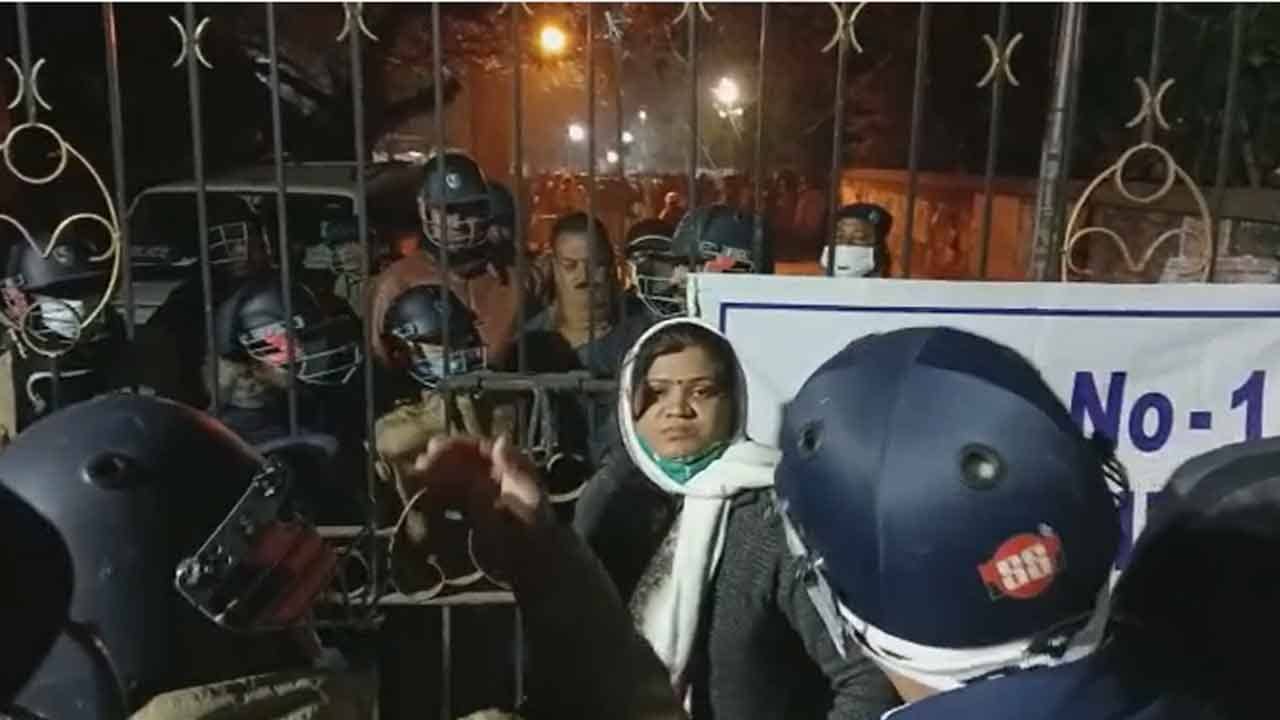 Bengal Municipal Elections Result 2022: আসানসোলে এক ঘণ্টারেও বেশি সময় ধরে বন্ধ থাকল স্ট্রং রুমের সিসিটিভি...ধুন্ধুমার