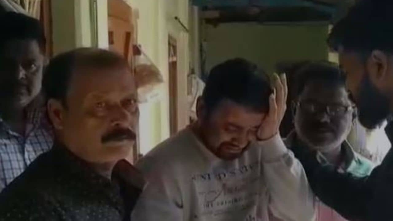 Alipurduar Municipal Election 2022: চাপের কাছে নতিস্বীকার, চোখের জলে নির্দল প্রার্থী জানালেন ভুল হয়ে গিয়েছে