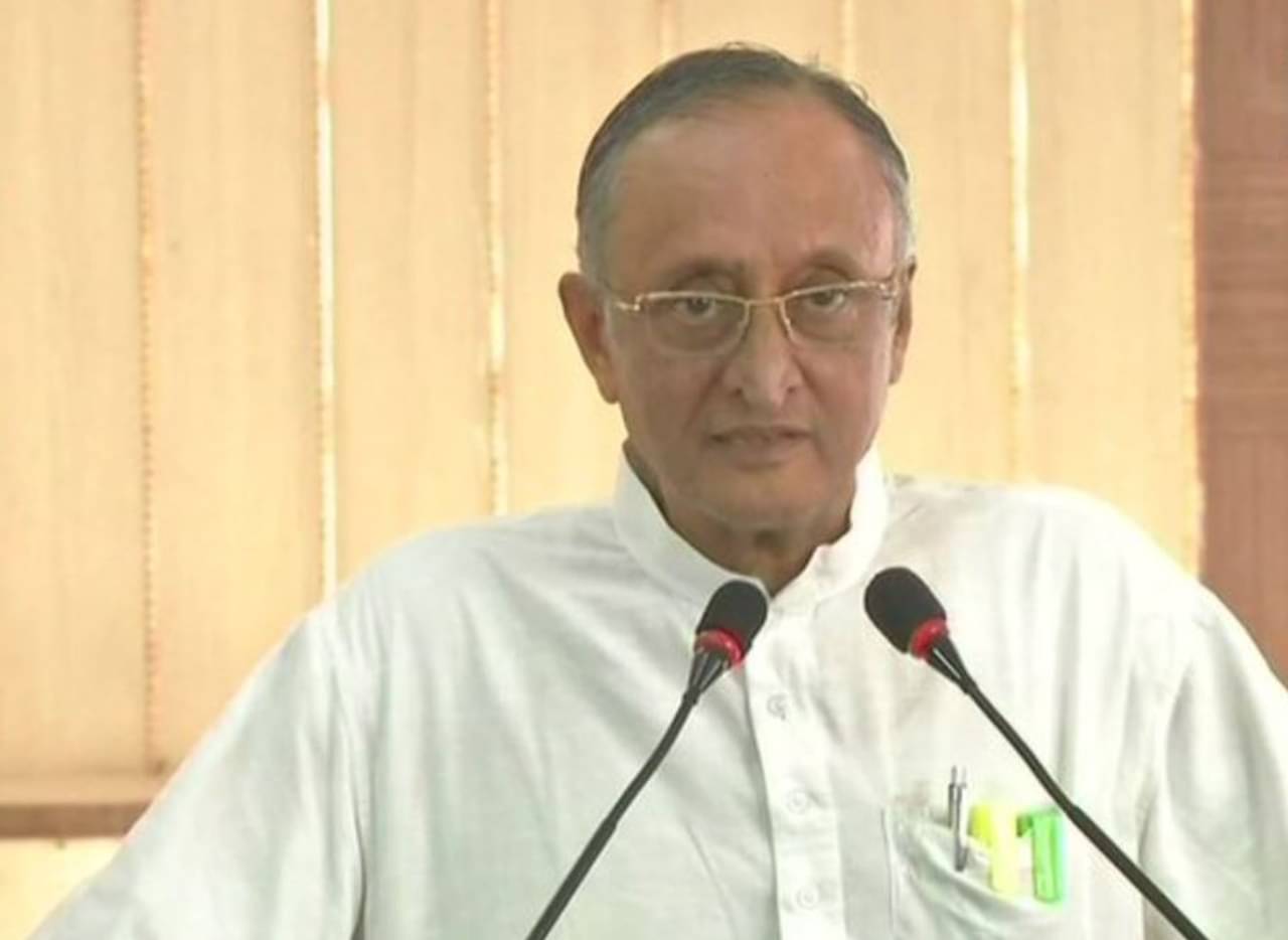 Budget 2022 : অন্তঃসারশূণ্য বাজেট, মঙ্গলের বাজেটের খুঁত ধরলেন রাজ্যের অর্থনৈতিক উপদেষ্টা অমিত মিত্র