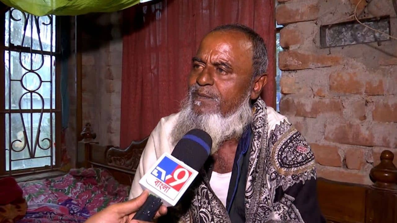 AMTA Student Death: পুলিশ ছেলেকে খুন করল, তারপর অনুমতি ছাড়াই হল ময়নাতদন্ত আনিসের বাবার বক্তব্যে দানা বাঁধছে রহস্য