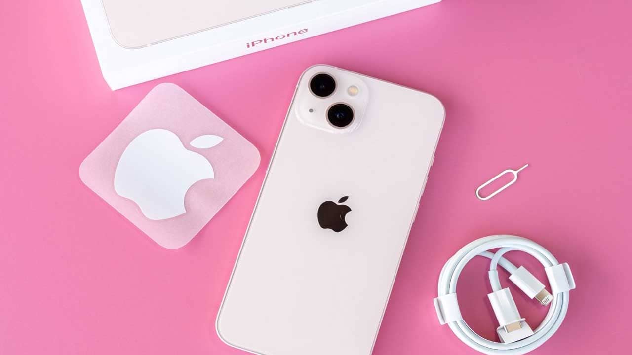 iPhone 13 Flipkart Offer: একধাক্কায় ২০,৫০০ টাকা দাম কমল আইফোন ১৩- র, কোথায় কীভাবে পাবেন?