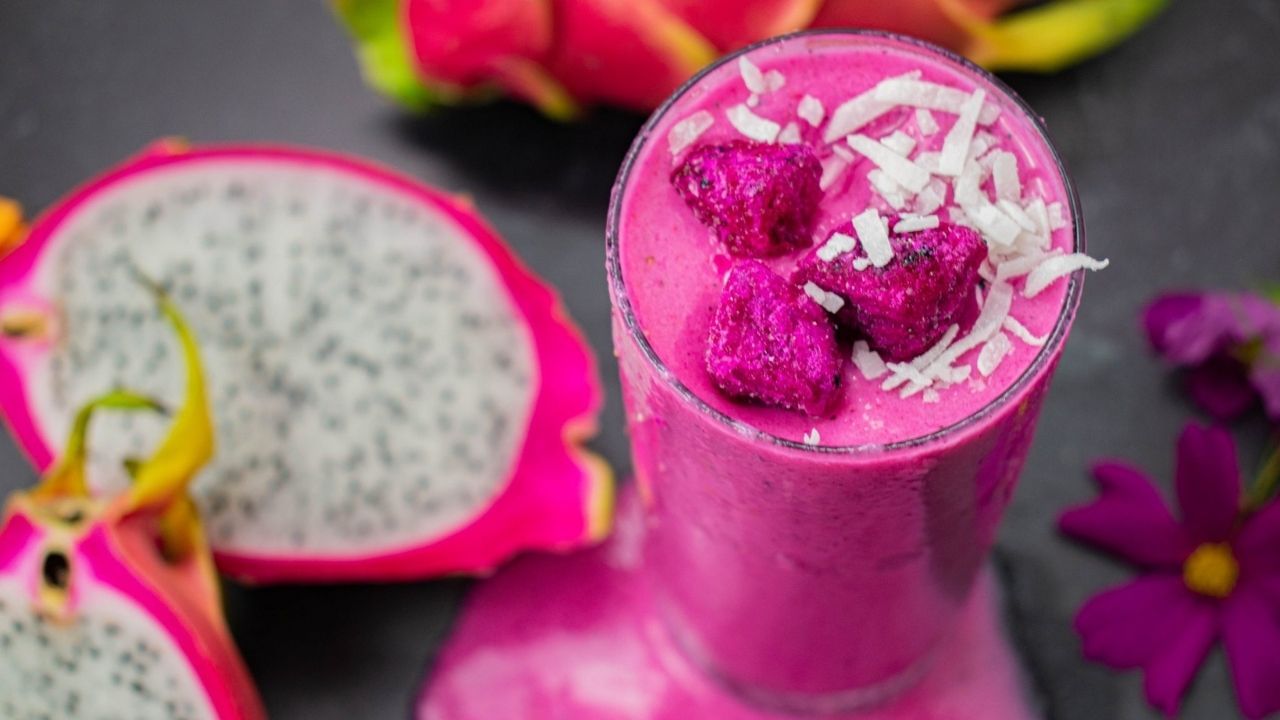 Recipe: ওজন কমাতে ও এনার্জি বাড়াতে রোজ সকালে খান বানানা অ্যান্ড ড্রাগন ফ্রুট স্মুদি! রইল পুরো রেসিপি... Recipe: ওজন কমাতে ও এনার্জি বাড়াতে রোজ সকালে খান বানানা অ্যান্ড ড্রাগন ফ্রুট স্মুদি! রইল পুরো রেসিপি...
