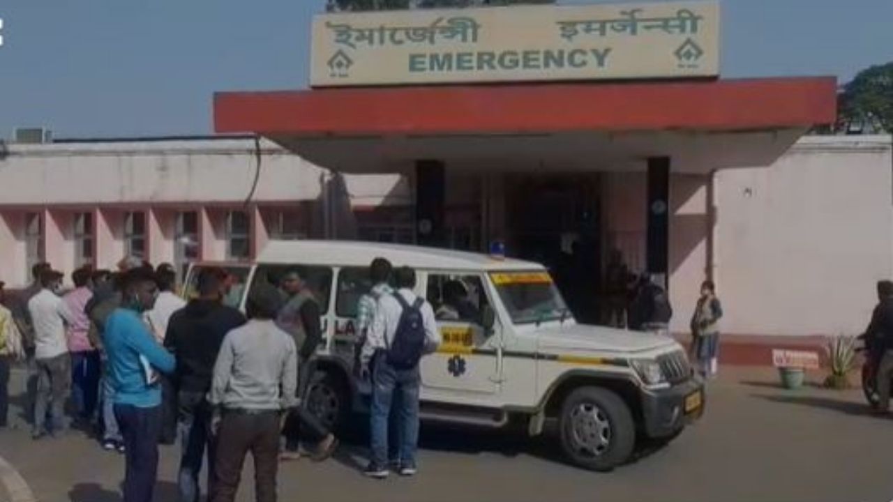 Durgapur Gas leak: দুর্গাপুর স্টিল প্ল্যান্টে গ্যাস দুর্ঘটনা, মৃত ৩ ঠিকা শ্রমিক, অসুস্থ অনেকে