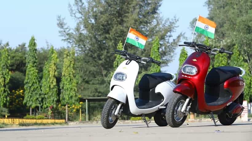 Top 3 Electric Scooters Under Rs 40,000: মাত্র ৪০,০০০ টাকার কম দামে দেশের সেরা ৩ ইলেকট্রিক স্কুটার, সোয়্যাপেবল ব্যাটারি, দুর্দান্ত রেঞ্জ ও দুরন্ত গতি!