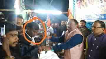 BJP Worker Join TMC: মোদীকে প্রধানমন্ত্রী চেয়ে সাইকেলে গিয়েছিলেন গুজরাট, এবার মমতার জয়ধ্বনি দিয়ে তৃণমূলে যোগ সেই দাবিদারের