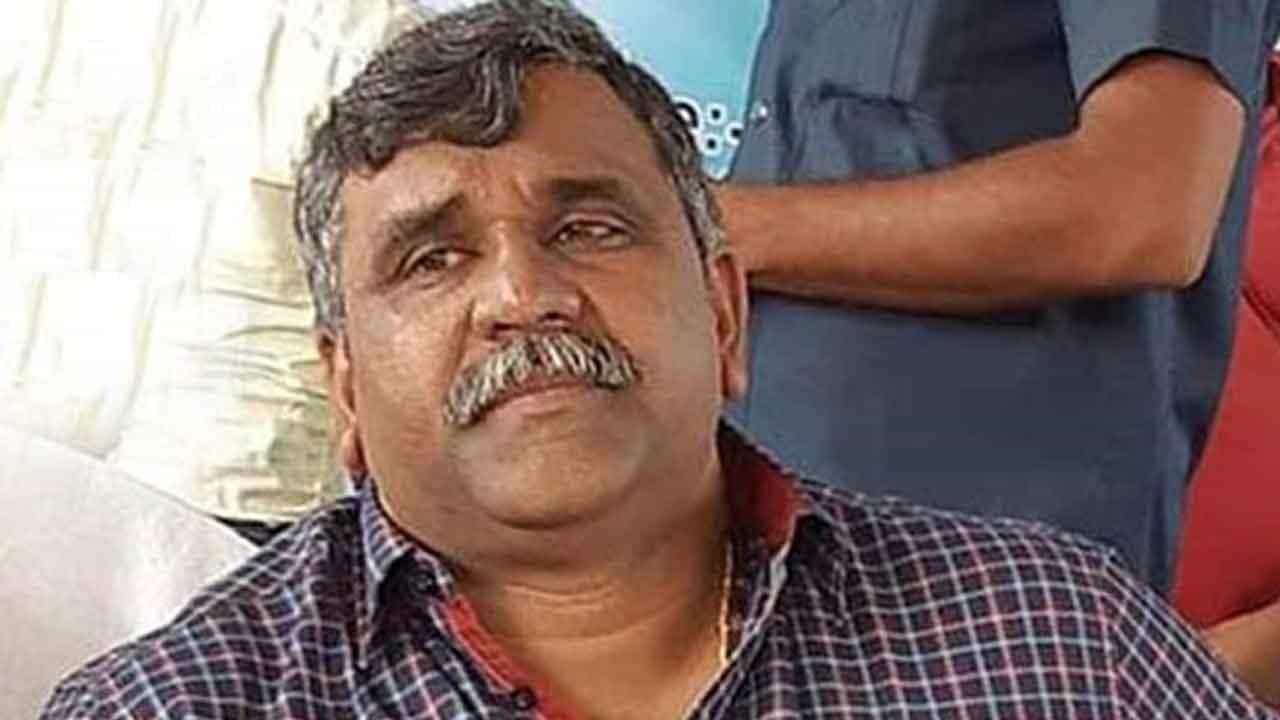 Assansol By Election: উপনির্বাচনের আগে কি জিতেন্দ্রর বিরুদ্ধেই ক্ষোভ বিজেপি শিবিরে? তুঙ্গে চর্চা Assansol By Election: উপনির্বাচনের আগে কি জিতেন্দ্রর বিরুদ্ধেই ক্ষোভ বিজেপি শিবিরে? তুঙ্গে চর্চা