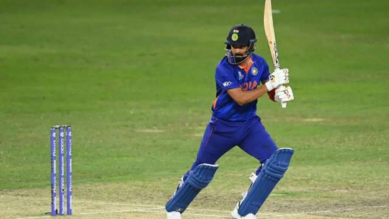 ICC T20 Rankings: টি-২০ ব়্যাঙ্কিংয়ে একধাপ এগোলেন রাহুল, একই জায়গায় বিরাট-রোহিত