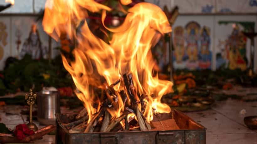 Havan: যে কোনও পুজোয় হোম করা হয়! এর ধর্মীয় তাৎপর্য জানা আছে কি?