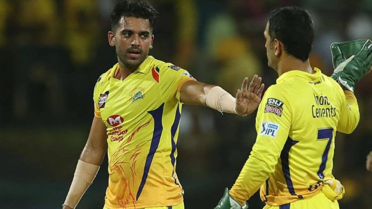 Deepak Chahar: অবসরের দিন চাহারের কেরিয়ার পাল্টে দিয়েছিলেন ধোনি