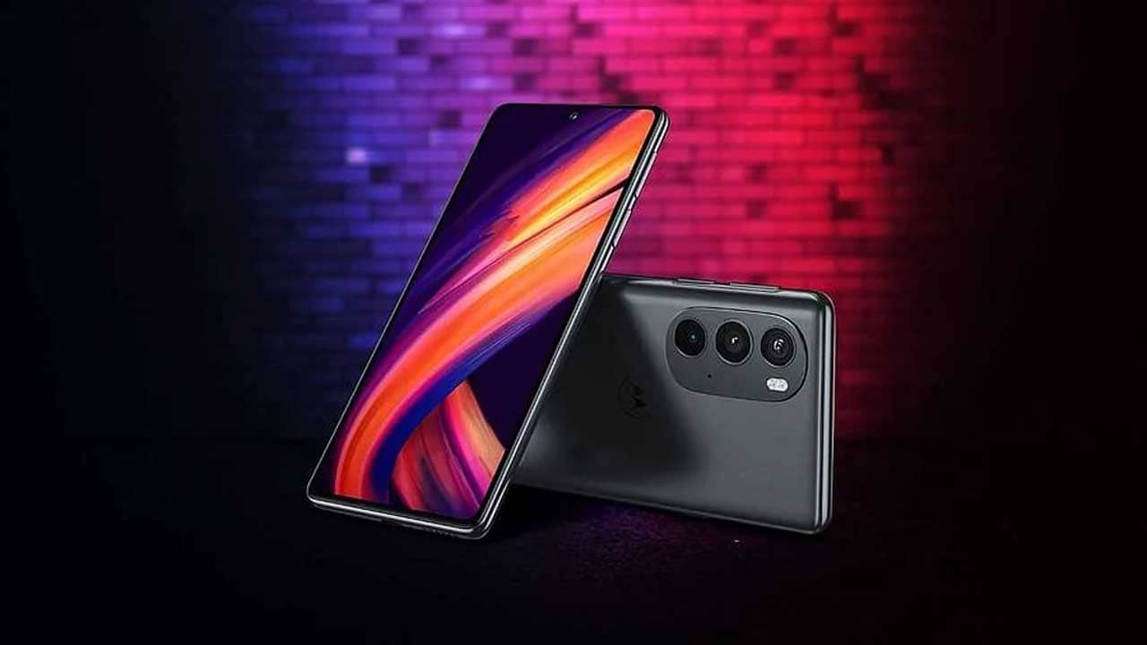 Motorola Edge 30 Pro: স্ন্যাপড্রাগন ৮ জেন ১ প্রসেসর যুক্ত সবচেয়ে সস্তার ফোন হতে চলেছে মোটোরোলা এজ ৩০ প্রো! দাম কত হতে পারে?