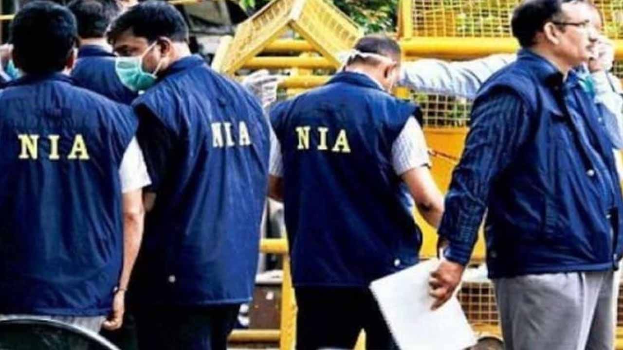 Ex NIA Officer Arrested: লস্কর জঙ্গিদের হাতে তুলে দিতেন তথ্য! সাহসিকতার পুরস্কার পাওয়া আইপিএস গ্রেফতার