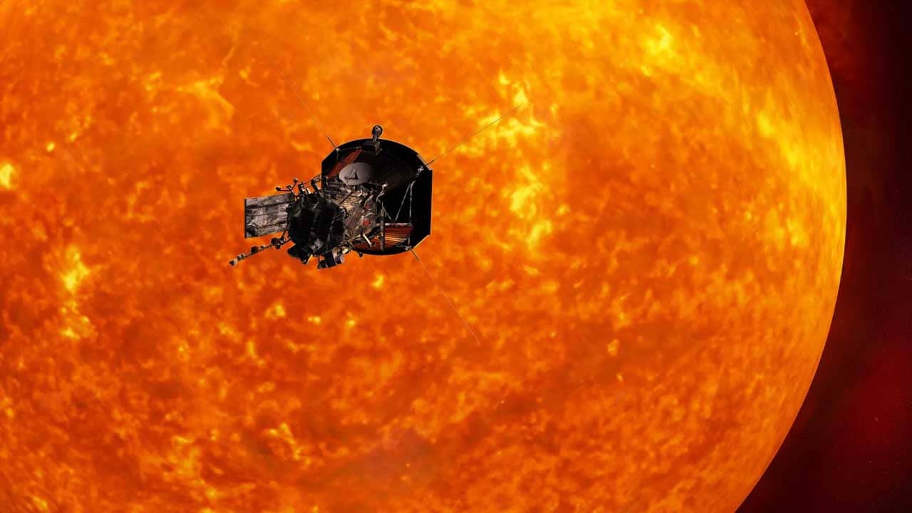 Parker Solar Probe: ফের সূর্যকে ছুঁয়ে ফেলেছে নাসার পার্কার মহাকাশযান, অনুভব করেছে ৭৬০ ডিগ্রি সেলসিয়াস উষ্ণতা